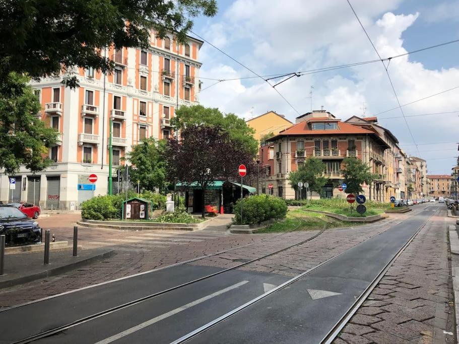 Big Bright Cozy Studio Apartment In Nolo Near Mm1 Milan Luaran gambar